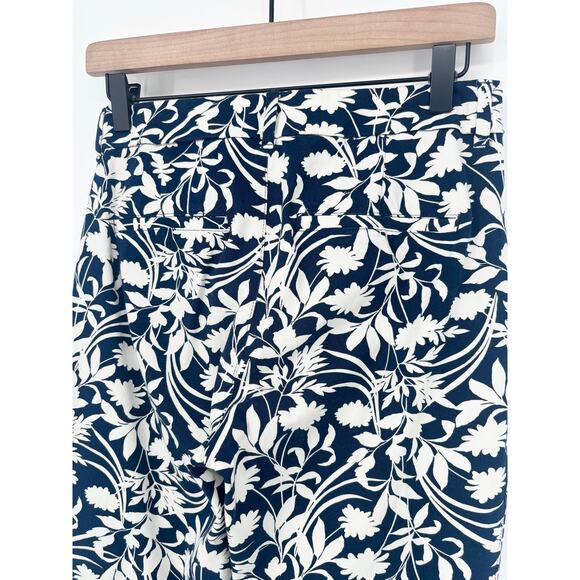 Old Navy Blue and White High Rise Skinny Pixie Pants Size 4 - Picture 7 of 7